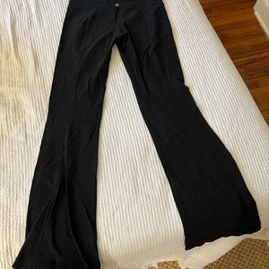 lululemon flare yoga pants